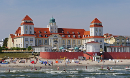 Ansicht des Kurhauses in Binz auf Rügen